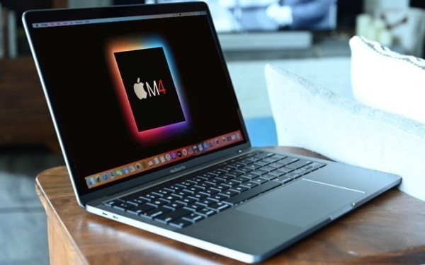 Máy tính xách tay Macbook Pro 14 inch M4 Max